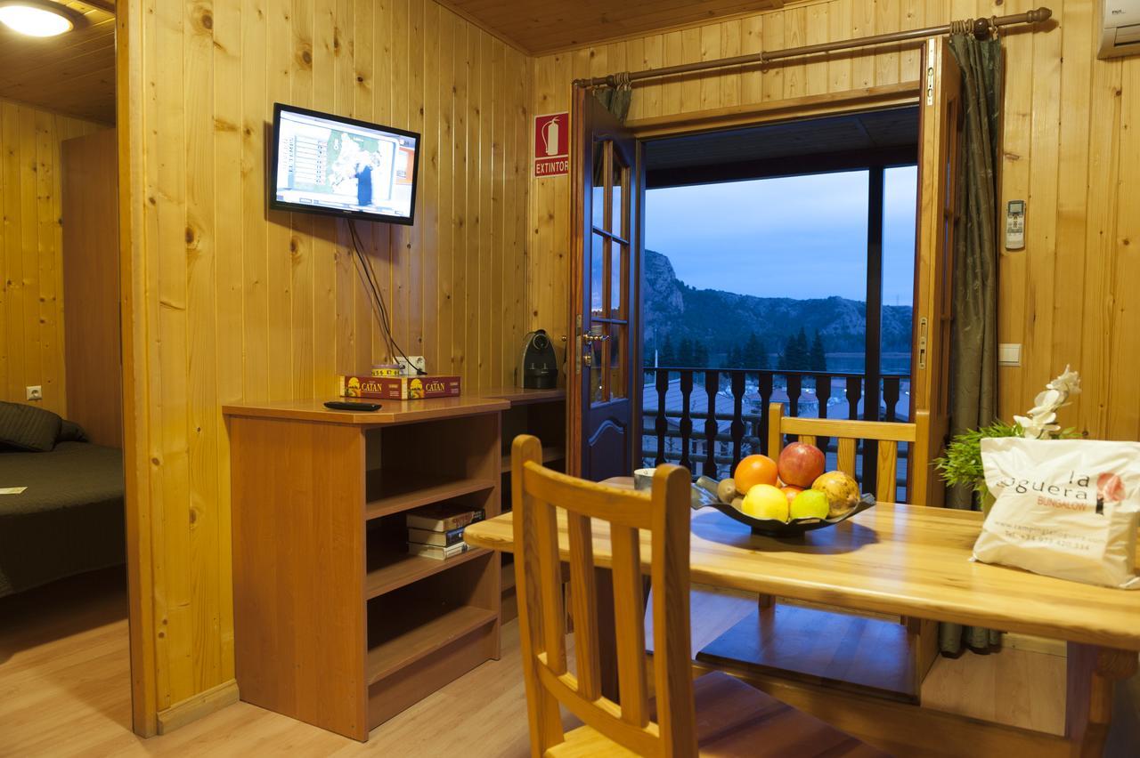 La Noguera Camping Sant Llorenç de Montgai Eksteriør bilde
