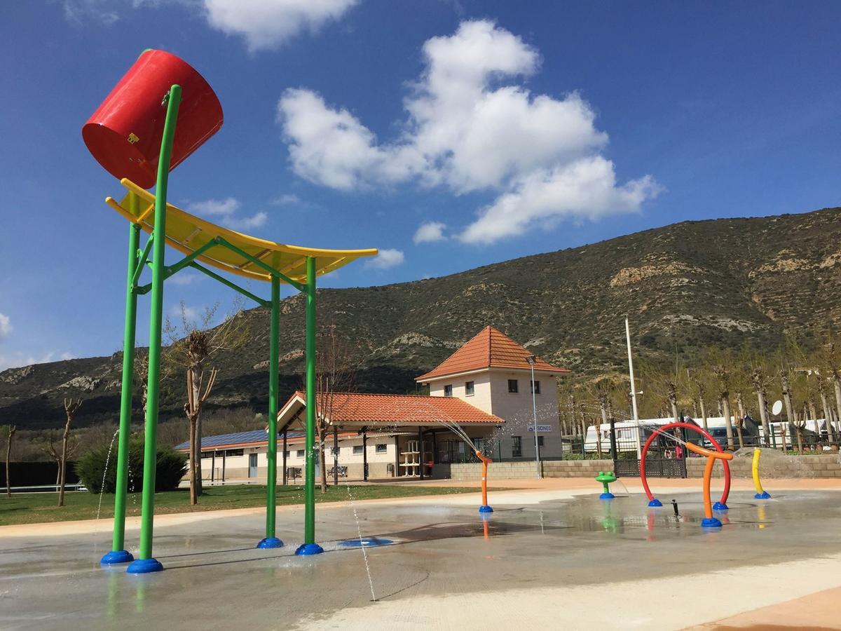 La Noguera Camping Sant Llorenç de Montgai Eksteriør bilde